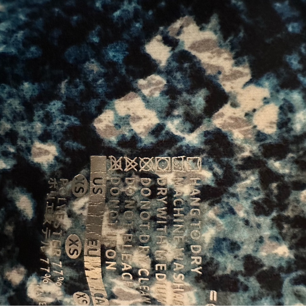 Blue Snakeskin Print Leggings - Picture 4 of 4